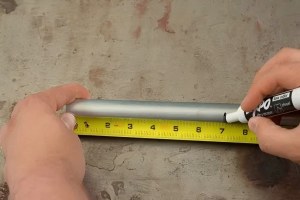 how to cut emt conduit pipe?