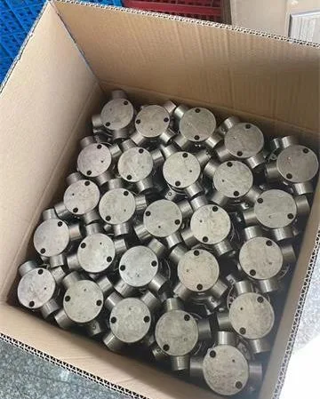 EMT Two Way Circular Junction Aluminum Die Cast Box 2